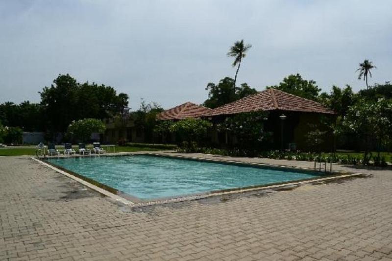 Hotel Riverside Resort And Spa קומבאקונאם מראה חיצוני תמונה